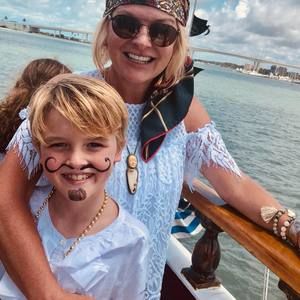 Meet your Posher, Laura